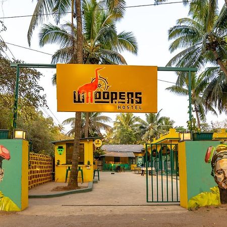 Whoopers Hostel Anjuna, Goa Екстер'єр фото