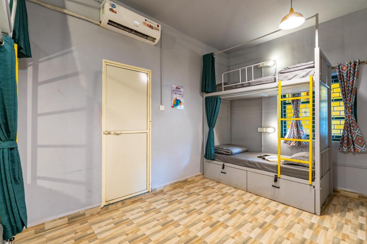 Whoopers Hostel Anjuna, Goa Екстер'єр фото