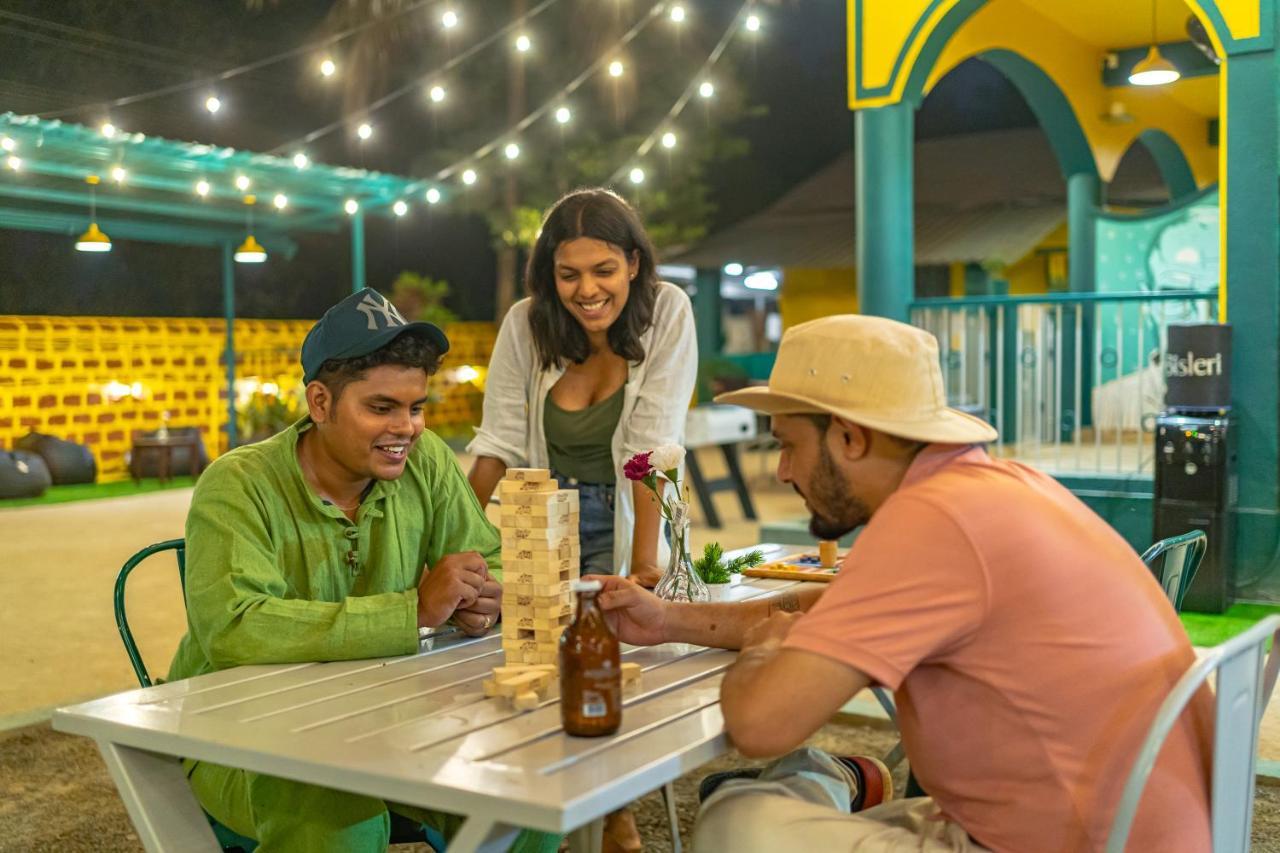 Whoopers Hostel Anjuna, Goa Екстер'єр фото