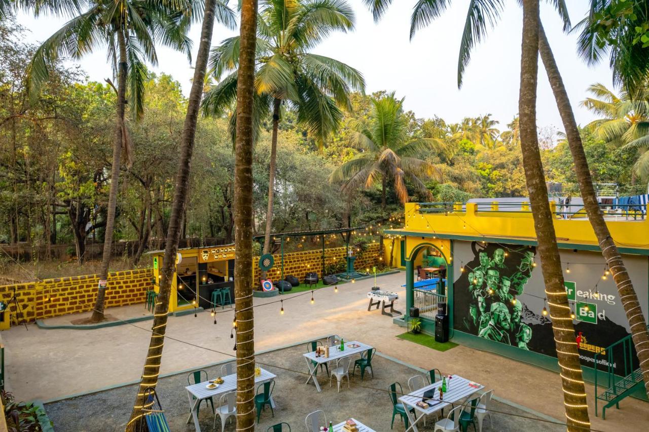 Whoopers Hostel Anjuna, Goa Екстер'єр фото